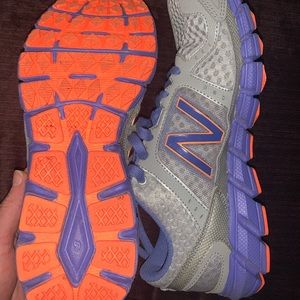 Women’s New Balance running shoes 750v1. Worn 1x!